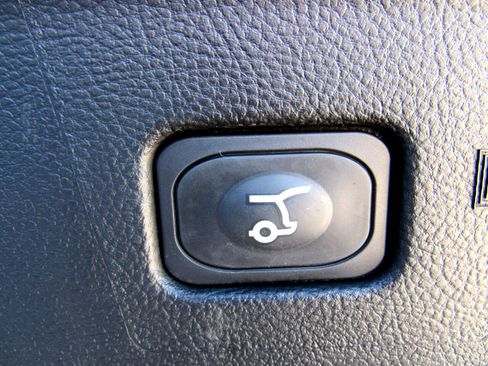 Used 2024 Ford Edge SEL w/ Convenience Package image 36