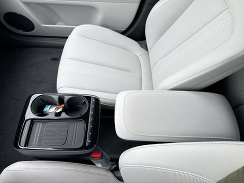 New 2026 Hyundai Ioniq 5 Limited image 22