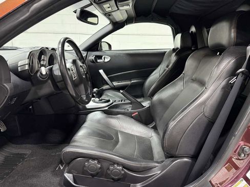 Used 2006 Nissan 350Z Touring RWD image 9