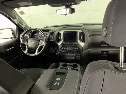 Used 2021 Chevrolet Silverado 1500 LT w/ Convenience Package II AWD/4WD image 15