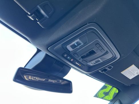 Used 2025 Chevrolet Silverado 1500 High Country image 30