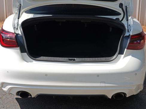 Used 2023 INFINITI Q50 Luxe w/ Cargo Package RWD image 9