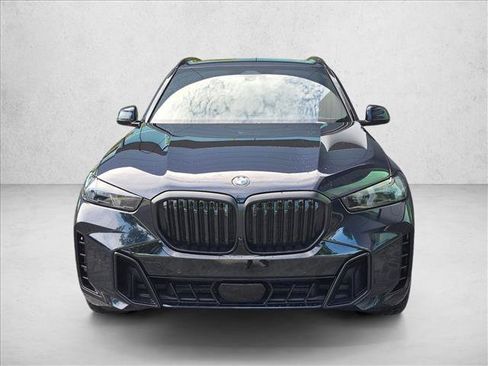 Used 2025 BMW X5 sDrive40i w/ M Sport Package RWD image 2