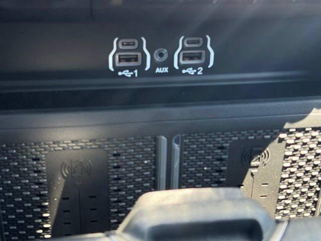 New 2026 RAM 2500 Big Horn AWD/4WD image 23