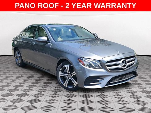 Used 2018 Mercedes-Benz E 300 4MATIC image 1