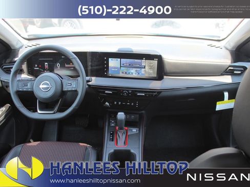 New 2025 Nissan Kicks SR image 15