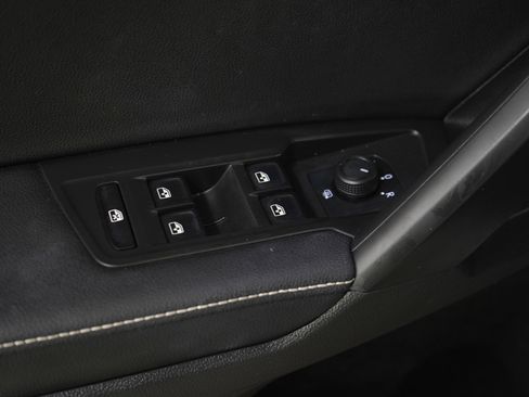 Used 2022 Volkswagen Tiguan S AWD/4WD image 21