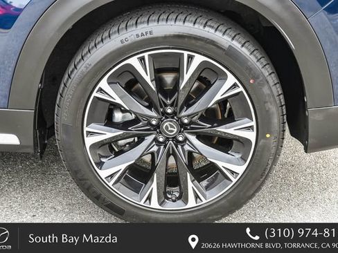 Certified 2024 MAZDA CX-90 Plug-In Hybrid w/ Premium Plus AWD/4WD image 10
