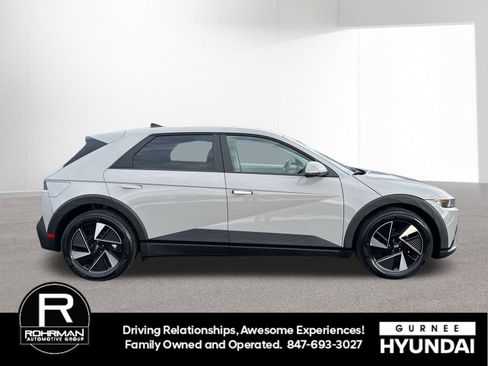 New 2026 Hyundai Ioniq 5 SEL image 11