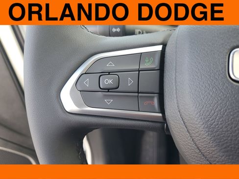 New 2026 Jeep Compass Latitude image 14