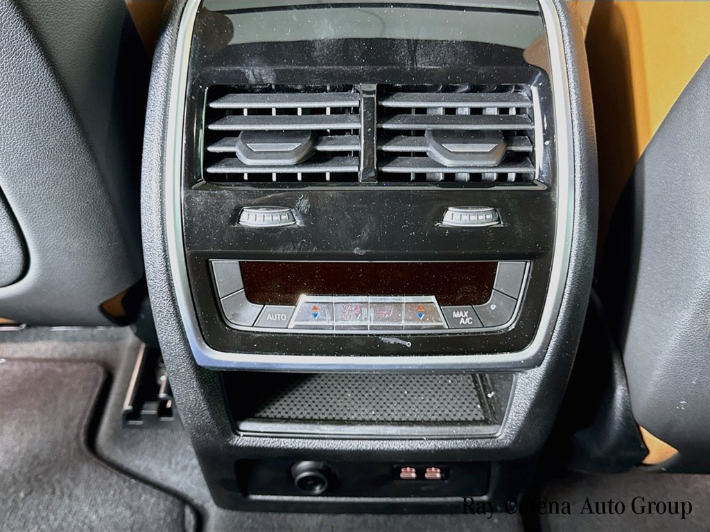 Used 2026 BMW X5 xDrive40i w/ M Sport Package AWD/4WD image 27