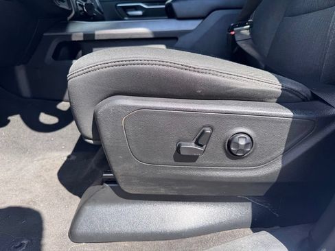 Used 2020 RAM 1500 Big Horn AWD/4WD image 11