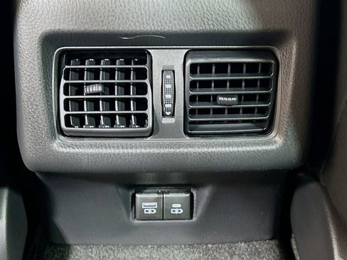 New 2026 Toyota Camry Hybrid FWD image 21