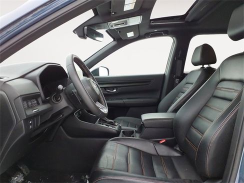 Used 2025 Honda CR-V Sport-L image 9