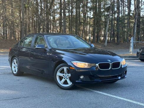 Used 2013 BMW 328i 328i Sedan image 3