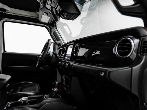 Used 2022 Jeep Wrangler Unlimited Rubicon w/ Xtreme Recon 35" Tire Package image 45