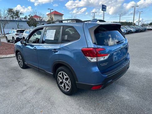Used 2020 Subaru Forester Premium image 9