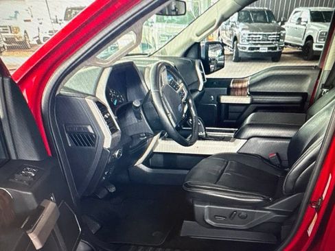 Used 2020 Ford F150 Lariat RWD image 3