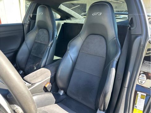 Used 2014 Porsche 911 GT3 image 16