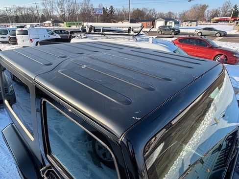 Used 2008 Jeep Wrangler Sahara w/ Dual Top Group image 13