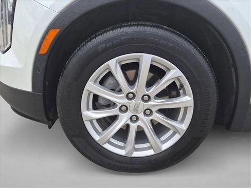 Used 2023 Cadillac XT4 Luxury FWD image 23