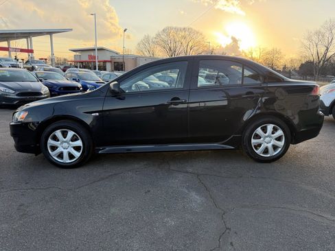 Used 2013 Mitsubishi Lancer ES image 2