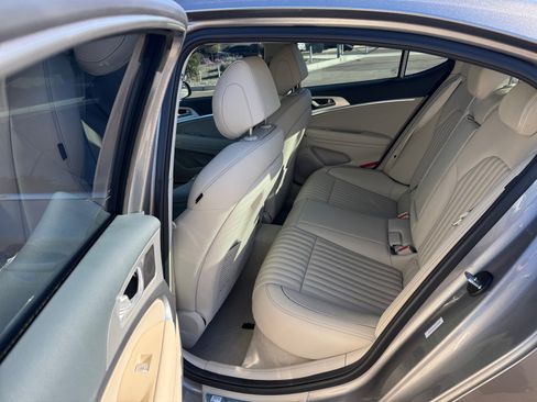 Used 2026 Genesis G70 2.5T Prestige image 17