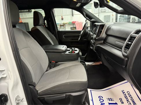 Used 2024 RAM 2500 Big Horn w/ Bed Utility Group image 15