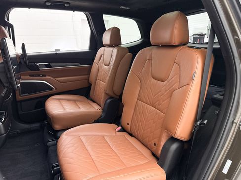 Certified 2025 Kia Telluride SX Prestige X-Pro AWD/4WD image 34