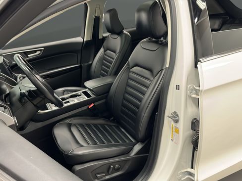 Used 2023 Ford Edge SEL w/ Convenience Package AWD/4WD image 9