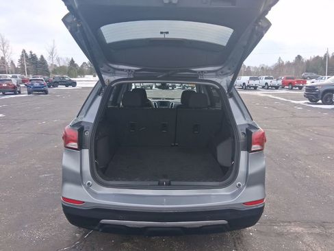 Used 2024 Chevrolet Equinox LT image 13