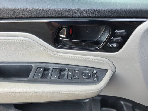 Used 2019 Honda Odyssey Elite image 16