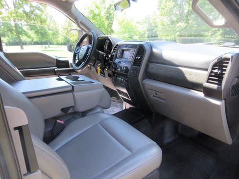 Used 2020 Ford F250 XL w/ Power Equipment Group RWD image 36