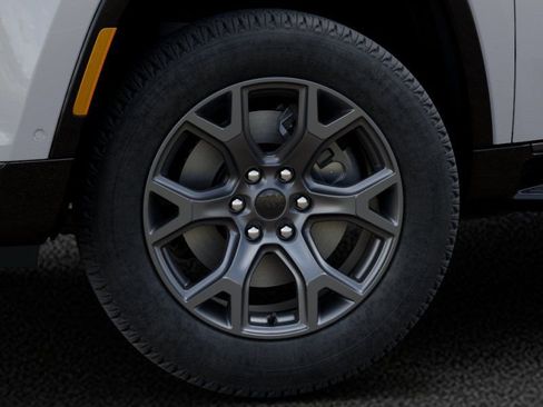 New 2026 Jeep Grand Wagoneer L Limited AWD/4WD image 8