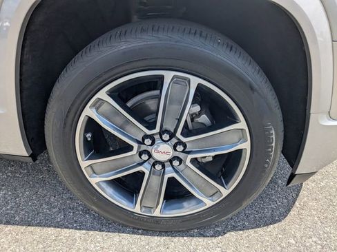 Used 2017 GMC Acadia Denali w/ Technology Package image 11