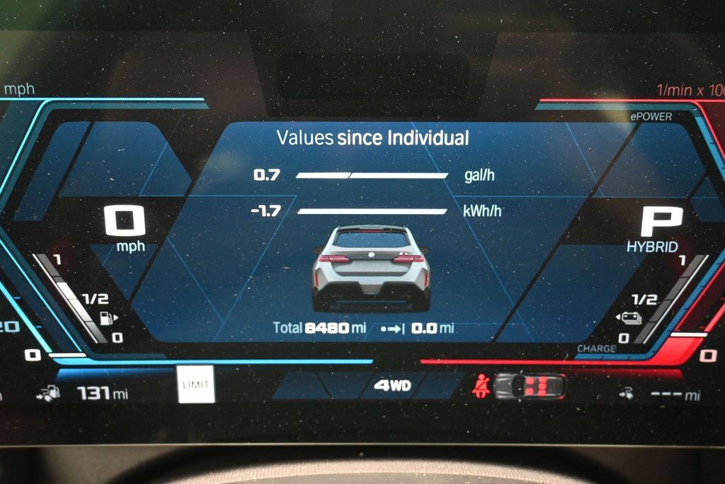 Used 2025 BMW M5 Touring w/ M Driver's Package AWD/4WD image 12