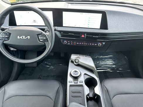 Certified 2023 Kia EV6 Light image 13