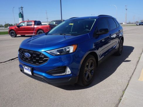 Used 2023 Ford Edge SEL w/ Sport Appearance Package AWD/4WD image 4