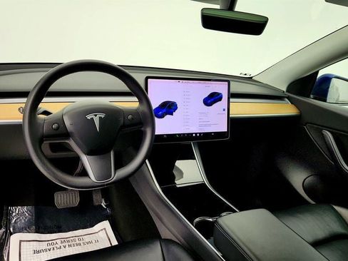 Used 2020 Tesla Model Y Long Range image 12