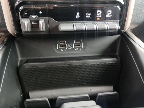 Used 2022 RAM 1500 Laramie image 41