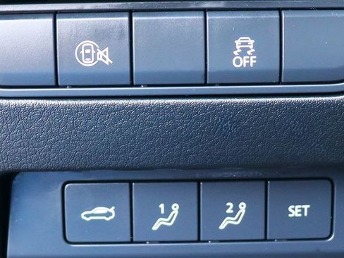 Used 2024 MAZDA MAZDA3 s image 40