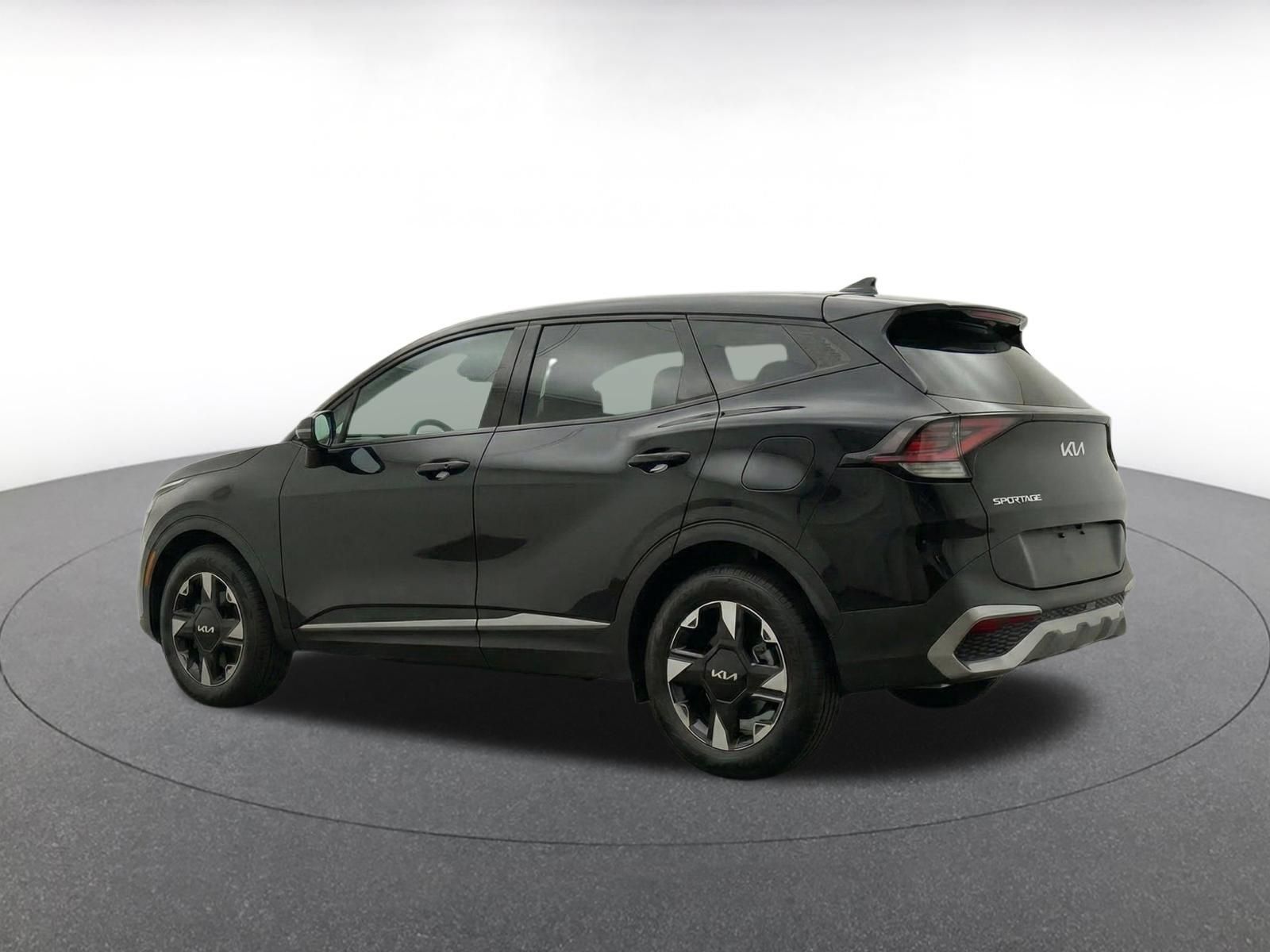 Used 2026 Kia Sportage LX FWD image 6