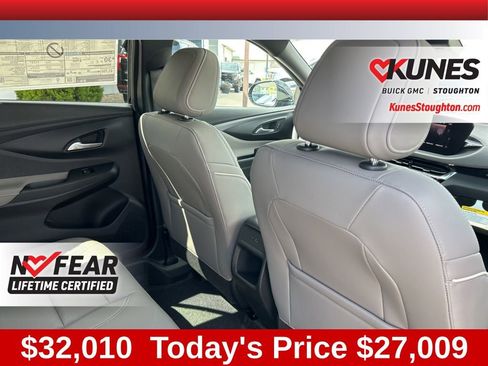 New 2025 Buick Envista Avenir image 53