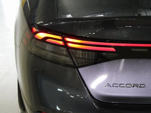 Certified 2023 Honda Accord EX image 42