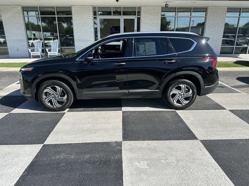 Used 2023 Hyundai Santa Fe SEL FWD image 1