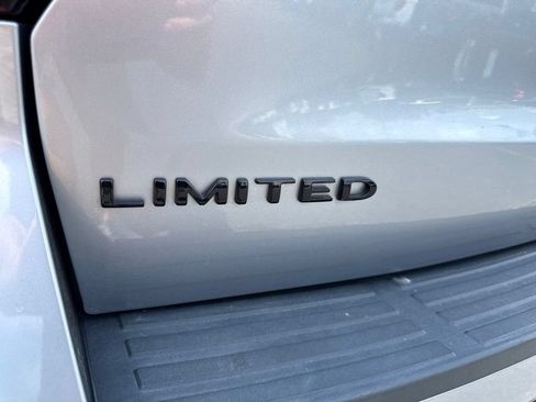 Used 2024 Ford Expedition Limited RWD image 42