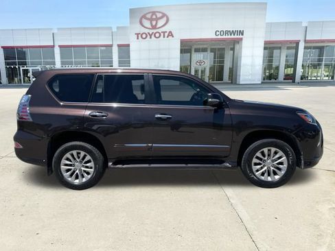 Used 2016 Lexus GX 460 w/ Premium Package AWD/4WD image 6