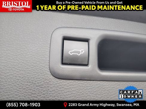 Used 2023 Toyota Highlander XLE AWD/4WD image 36