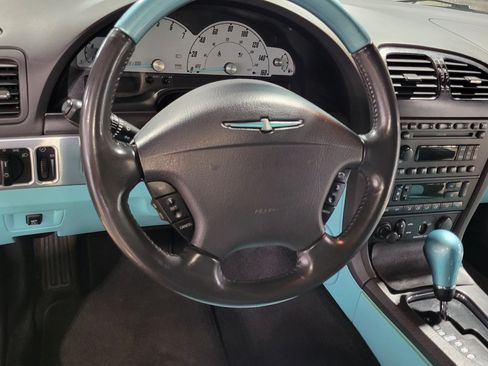 Used 2002 Ford Thunderbird RWD image 13