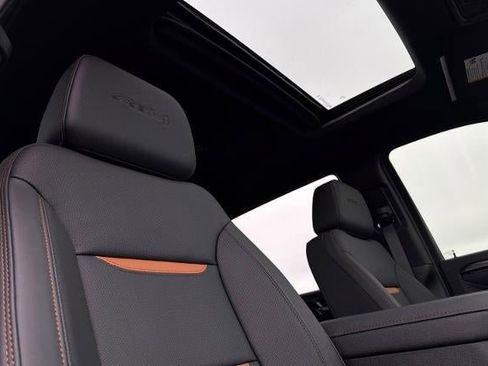 New 2026 GMC Sierra 2500 AT4 w/ AT4 Premium Plus Package AWD/4WD image 17